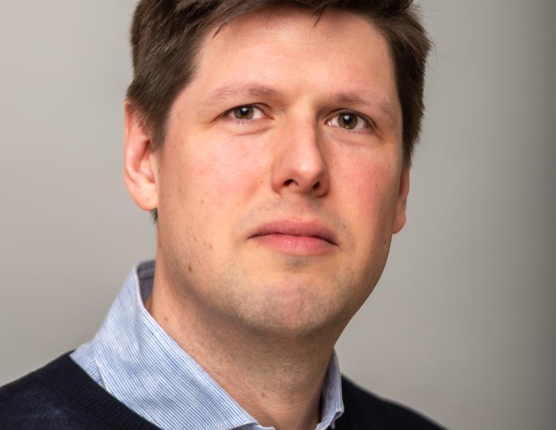 Portrait von Adrian Alban