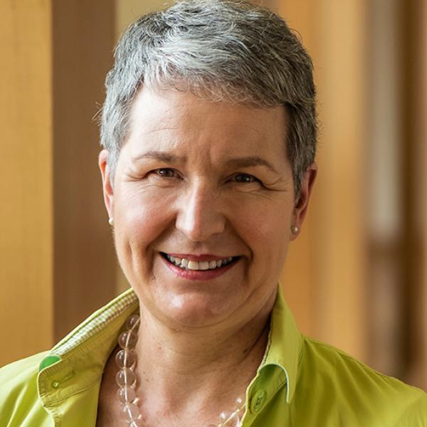 Claudia Niebel