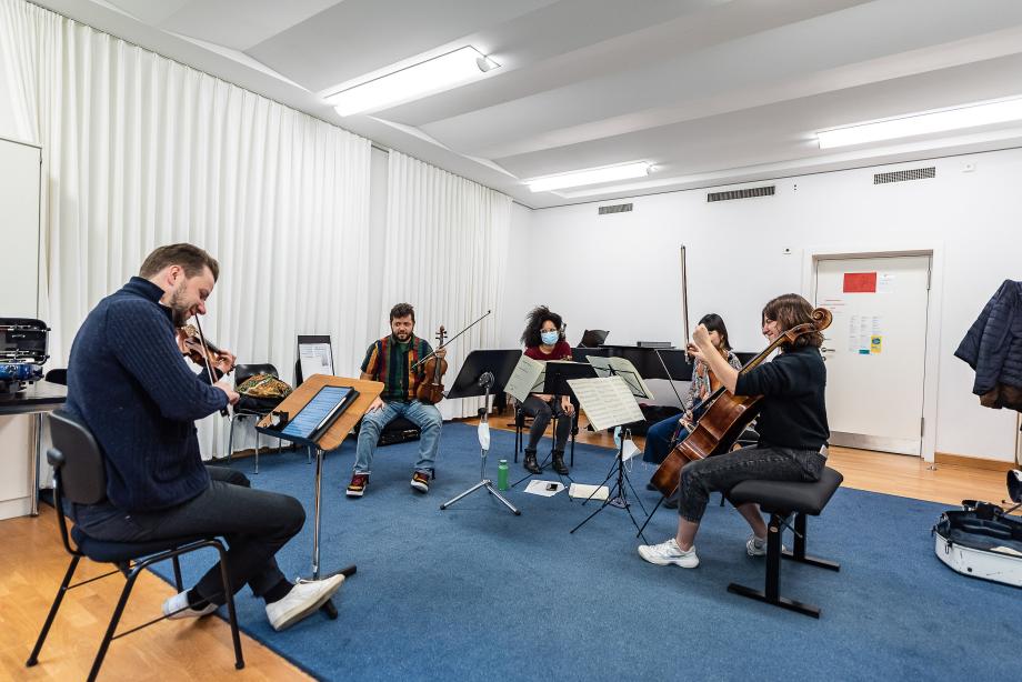 Unterricht mit Prof. Martin Funda und dem Kahlo-Streichquartett.