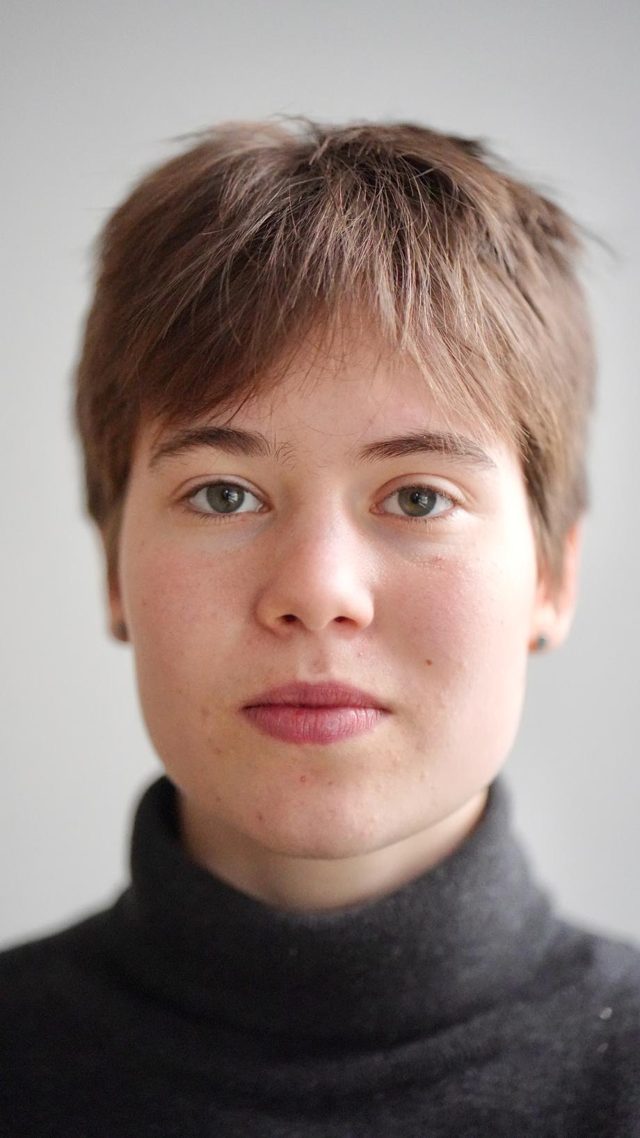 Portriat von Zina Strunz